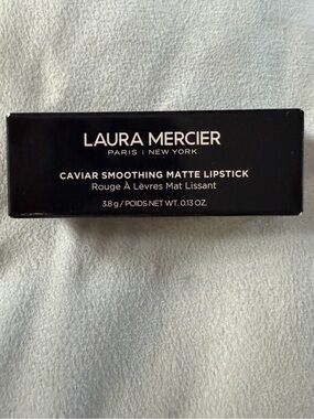 LAURA MERCIER Caviar Smoothing Matte Lipstick - blush chenille